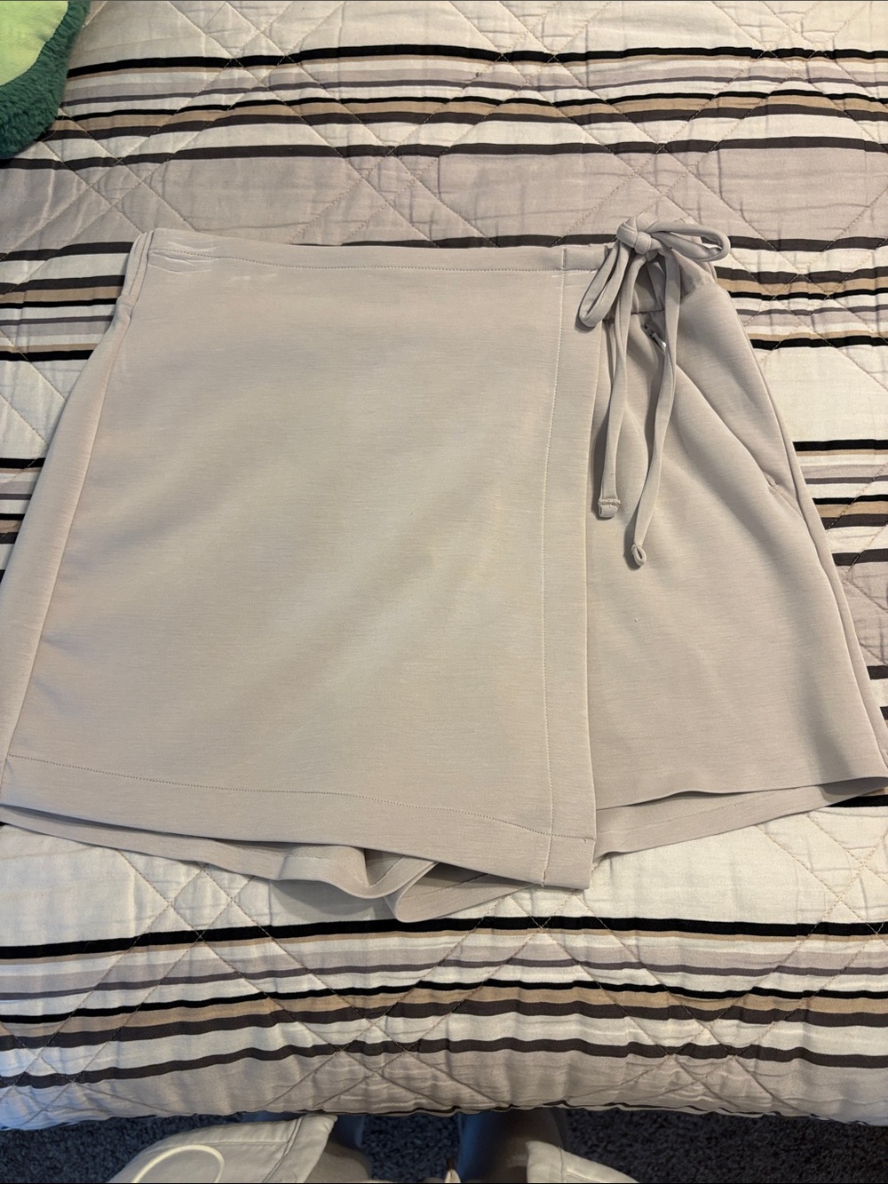 FLX women’s size medium skort. 4” inseam.